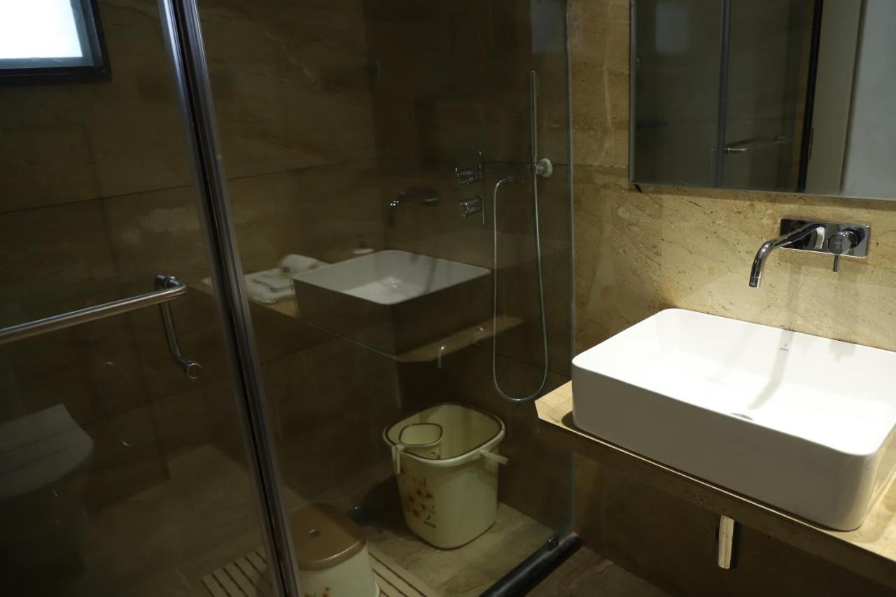 Hotel Florence Nanded Dış mekan fotoğraf